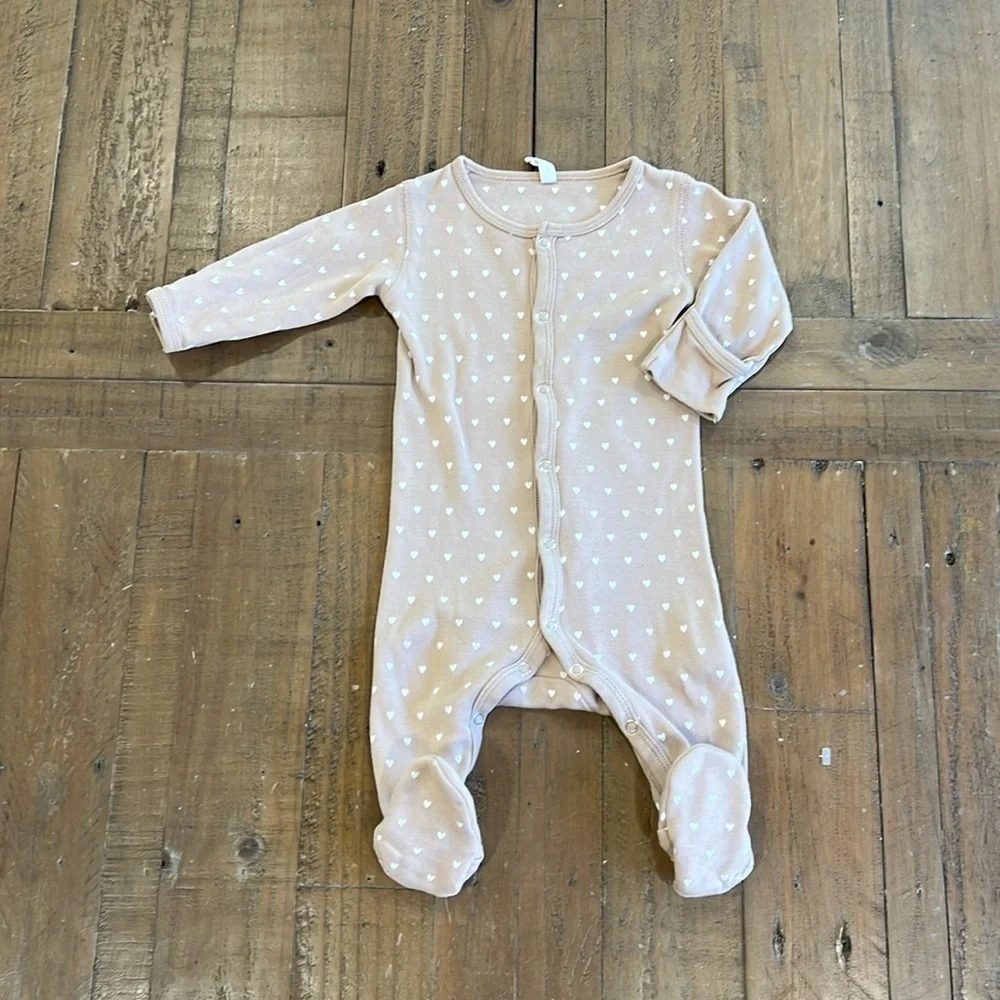 Quincy Mae neutral heart print sleeper